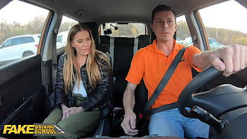 هذه المرأة تعرف كيف تمارس الجنس بأقصى قدر ممكن